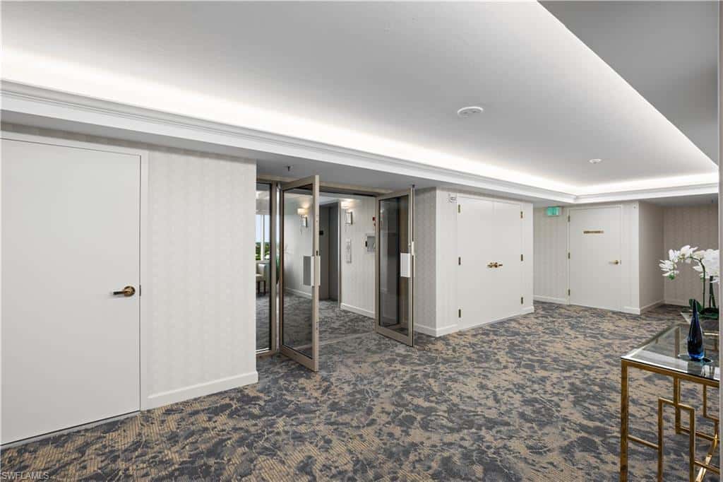 6825 Grenadier Blvd #1102, Naples, photo 29