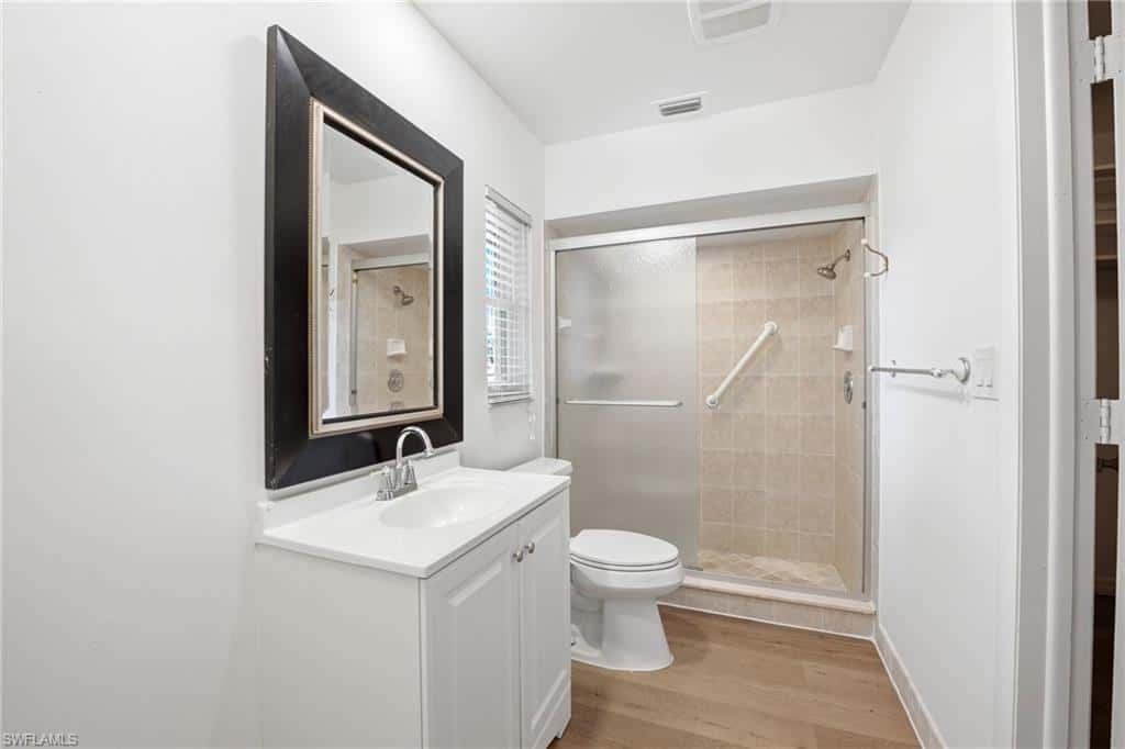 688 Valley Dr, Bonita Springs, photo 13