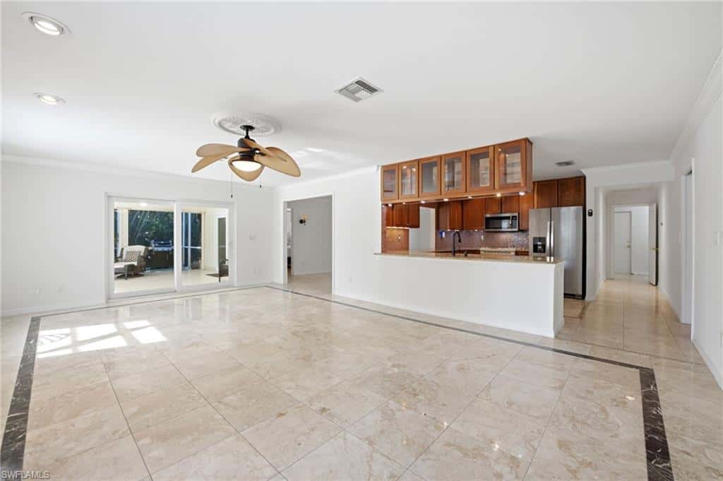 688 Valley Dr, Bonita Springs, photo 8