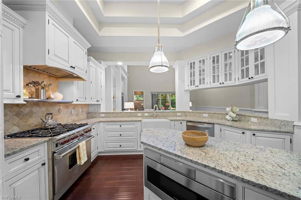 529 Fairway Ter, Naples, photo 6