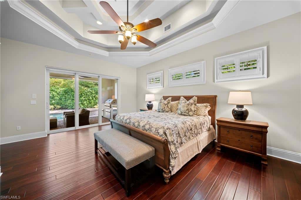 529 Fairway Ter, Naples, photo 17