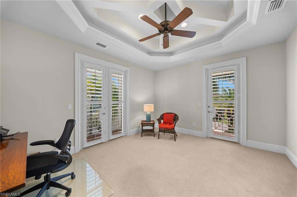 529 Fairway Ter, Naples, photo 37