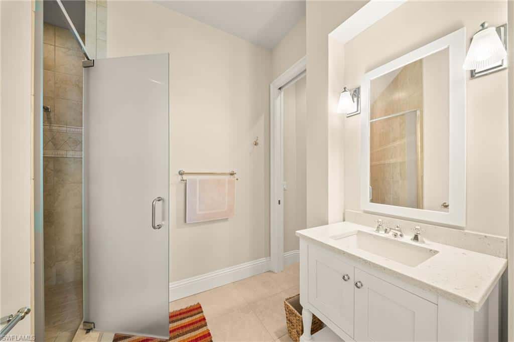 529 Fairway Ter, Naples, photo 31