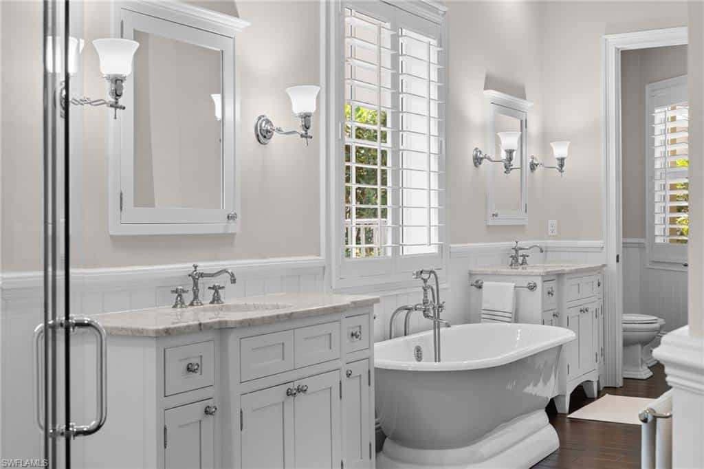 529 Fairway Ter, Naples, photo 21