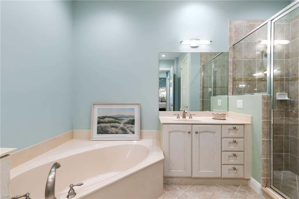3053 Aviamar Cir #8-102, Naples, photo 14
