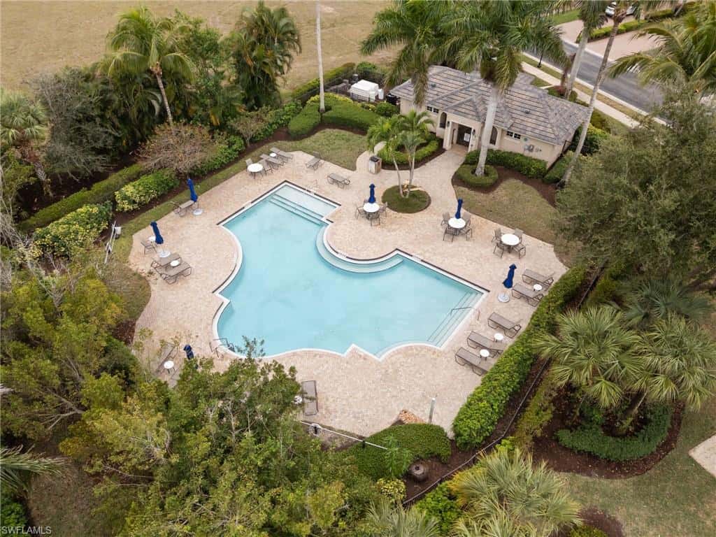 3053 Aviamar Cir #8-102, Naples, photo 37
