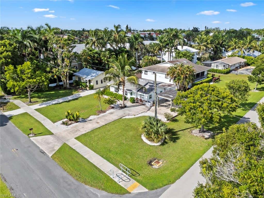 560 9th Ave, Naples, photo 6