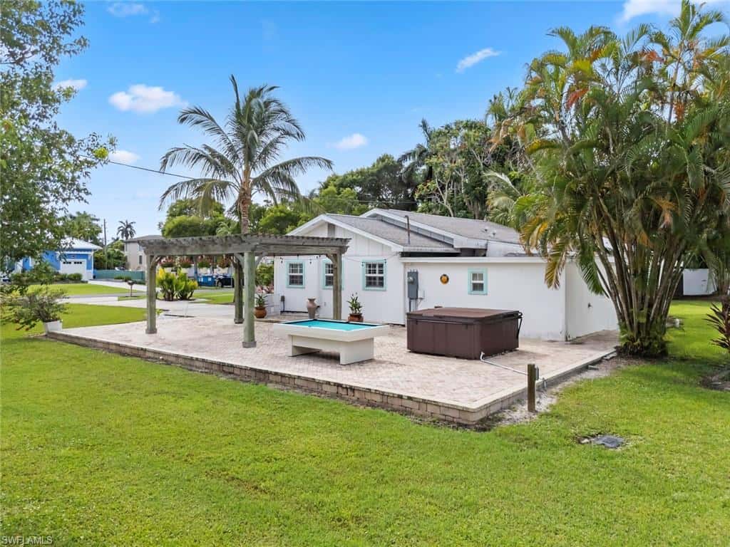 560 9th Ave, Naples, photo 17