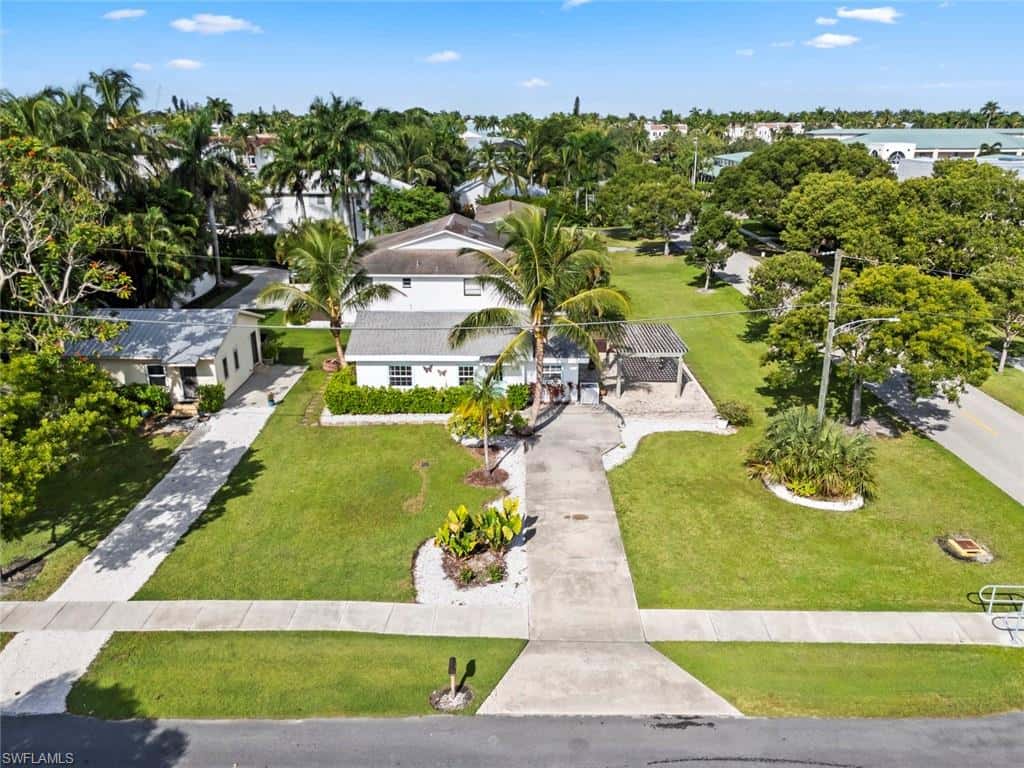 560 9th Ave, Naples, photo 7