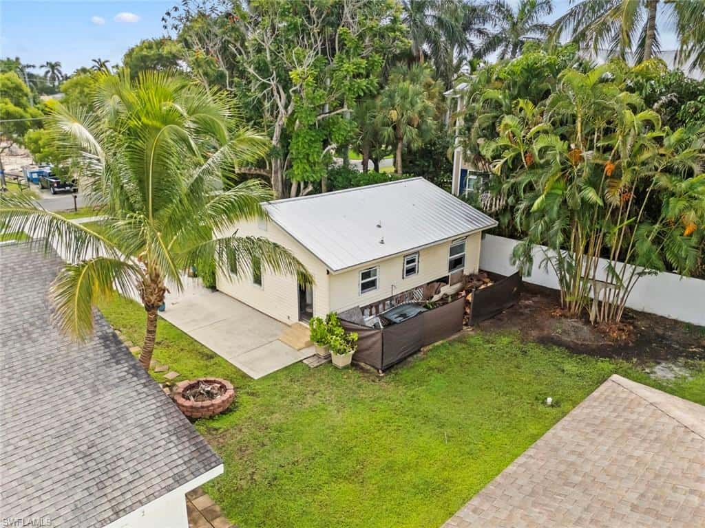560 9th Ave, Naples, photo 10