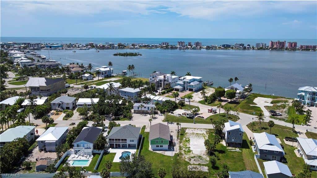 915 North St, Fort Myers Beach, photo 32