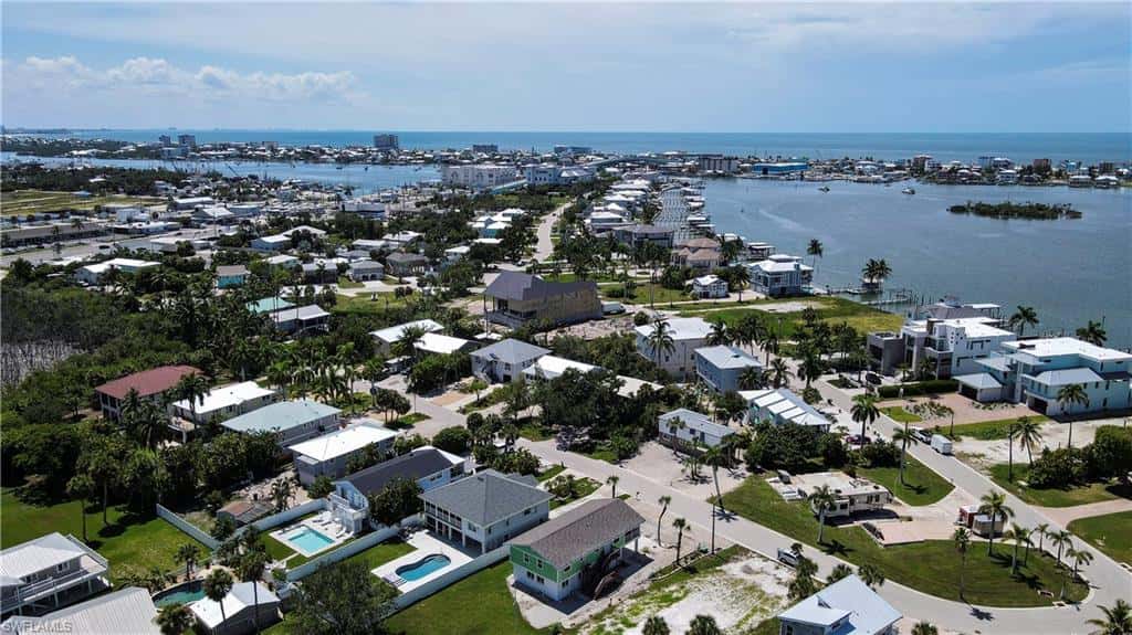 915 North St, Fort Myers Beach, photo 33