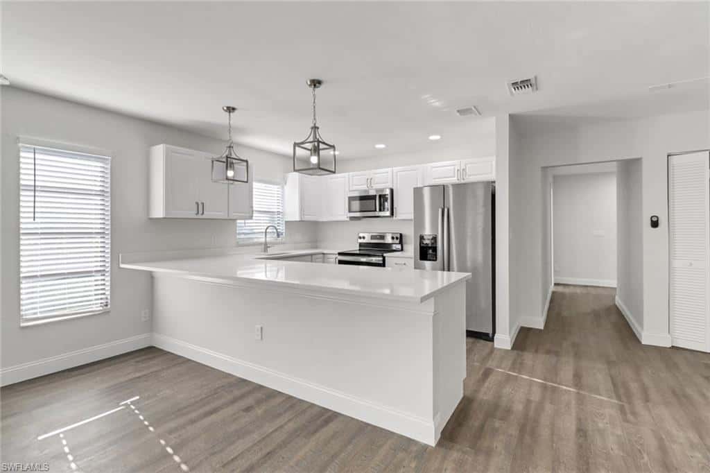 779 108th Ave, Naples, photo 5