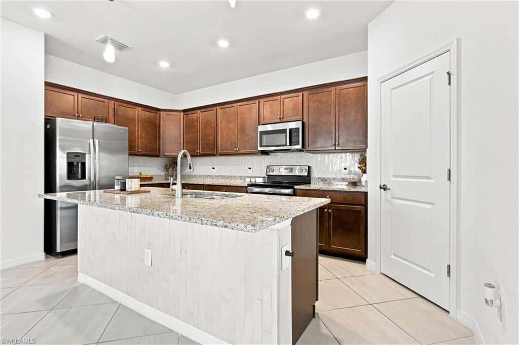 14712 Portico Blvd, Fort Myers, photo 9
