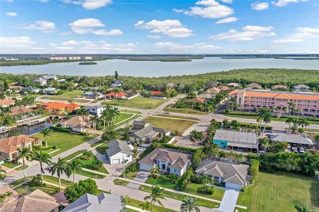 1889 Bahama Ave, Marco Island, photo 39