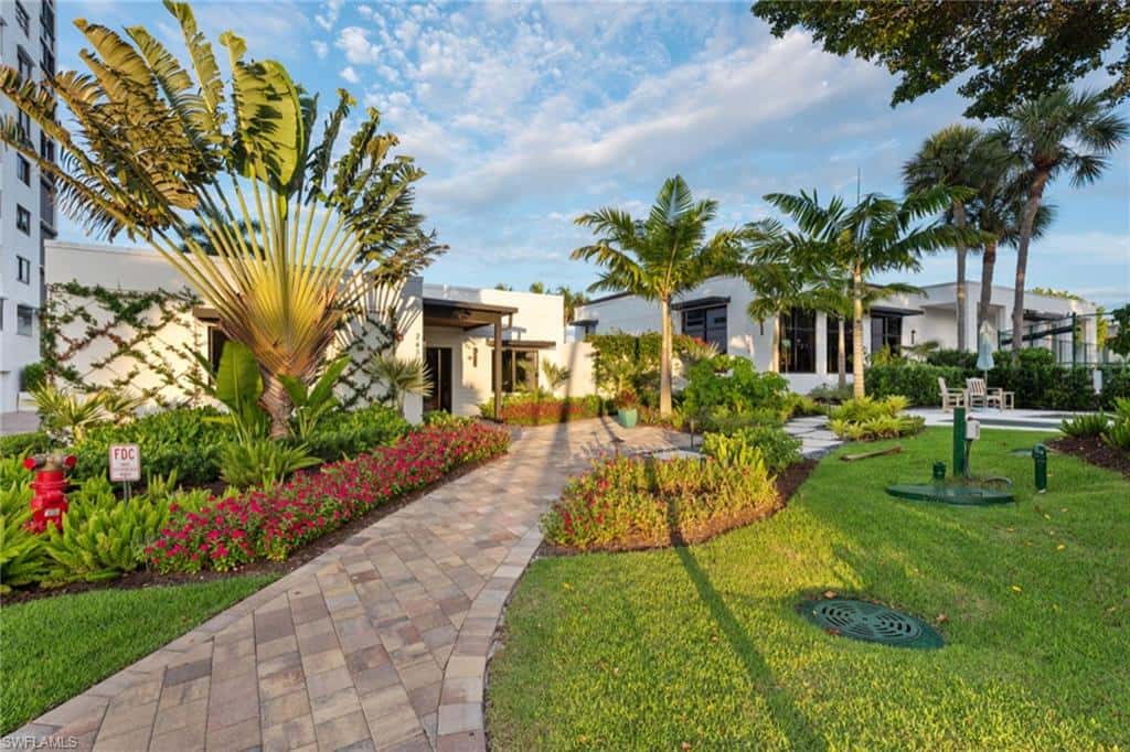 2348 Gulf Shore Blvd #506, Naples, photo 40