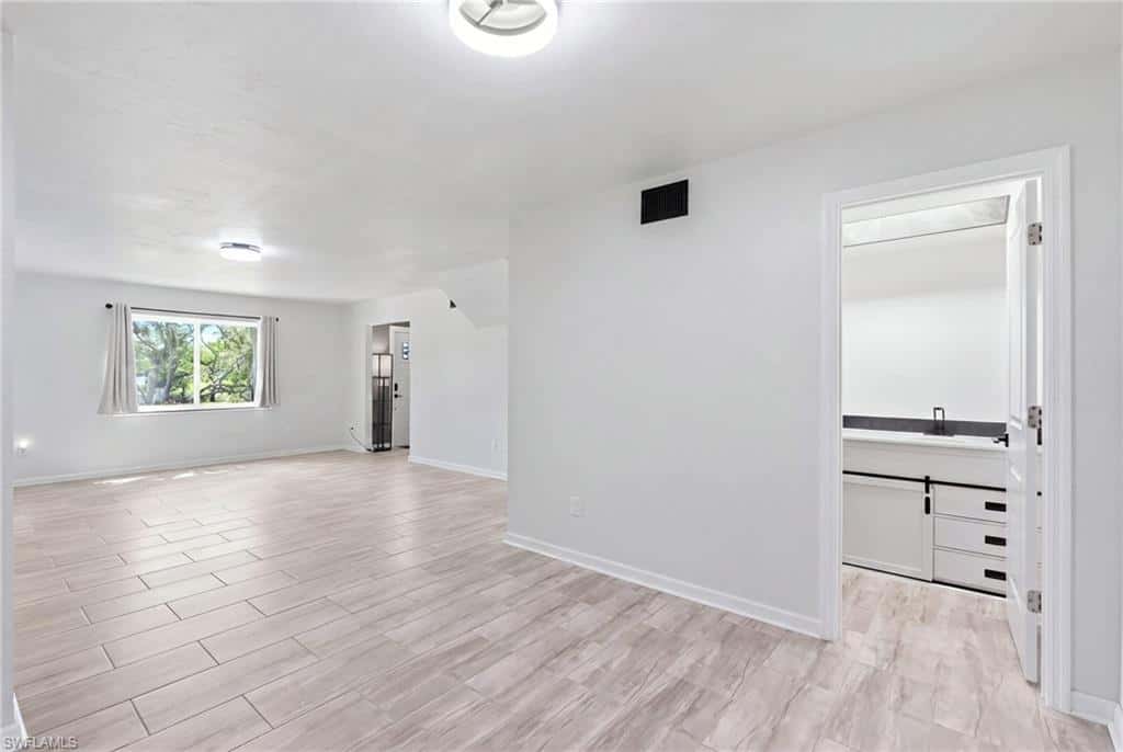 15636 Light Blue Cir, Fort Myers, photo 17