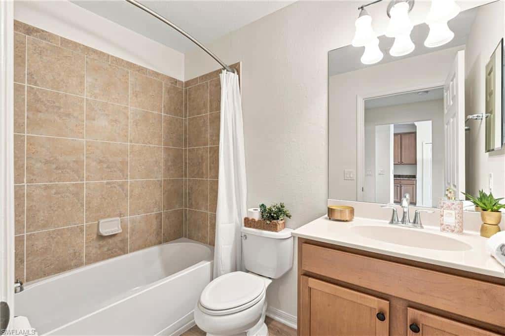 9832 Venezia Cir #1025, Naples, photo 14