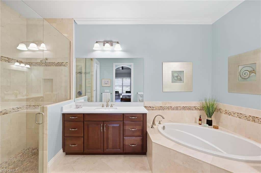 7598 Moorgate Point Way, Naples, photo 17