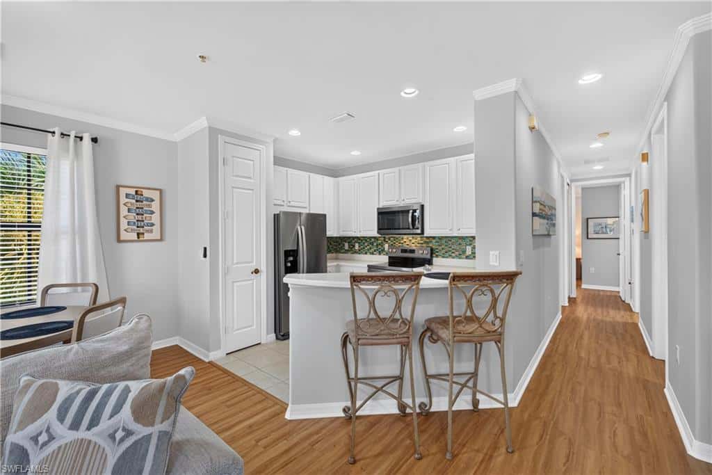 1379 Artesia Dr #601, Naples, photo 9