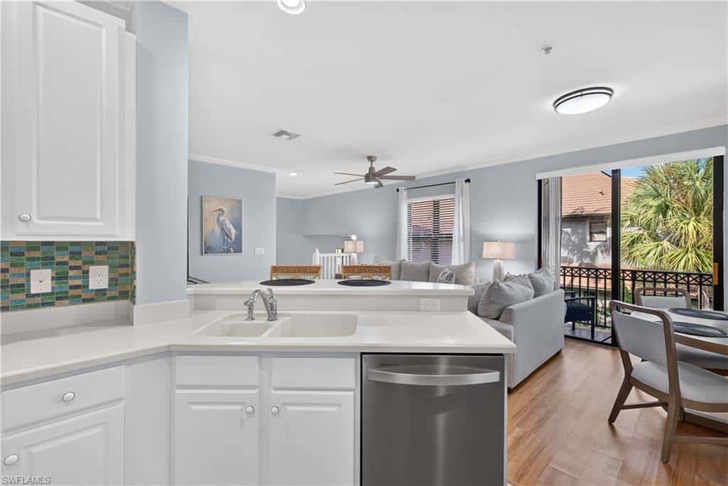 1379 Artesia Dr #601, Naples, photo 11