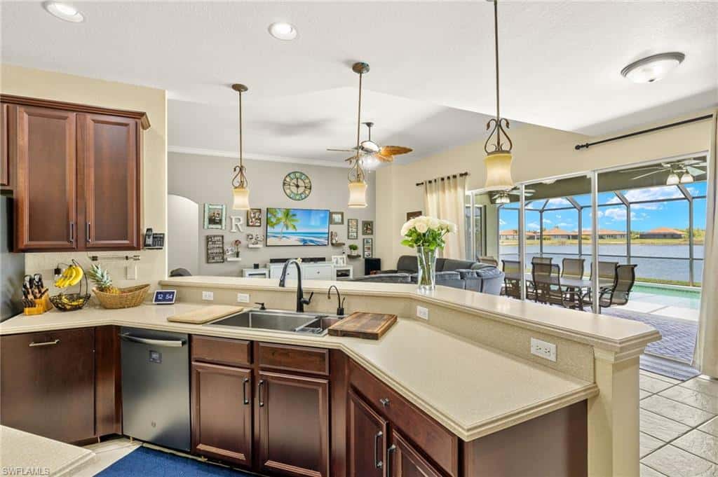 2115 Grove Dr, Naples, photo 9