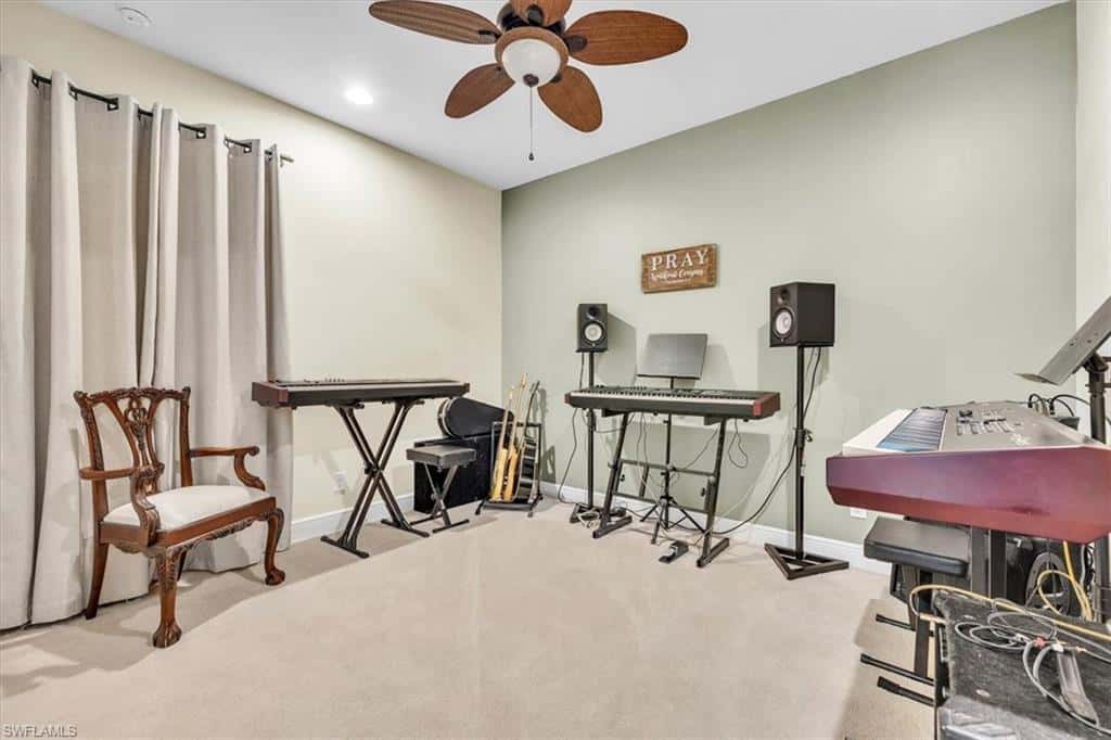 14024 Mirror Dr, Naples, photo 23
