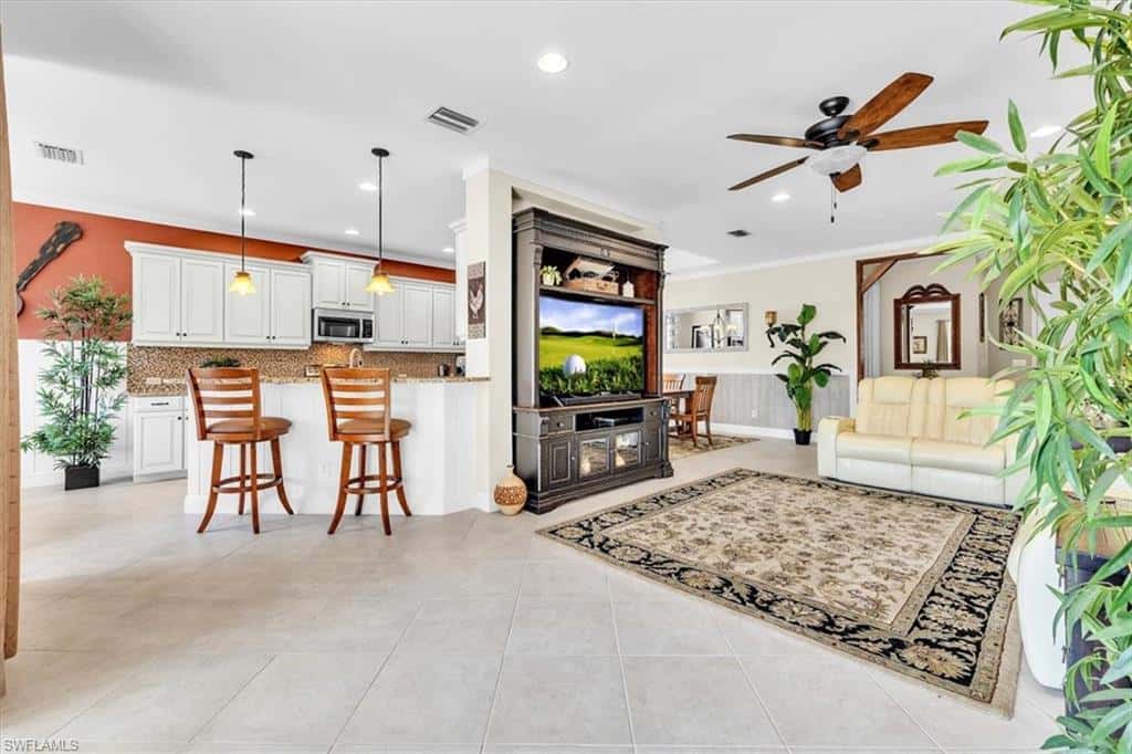 14024 Mirror Dr, Naples, photo 10