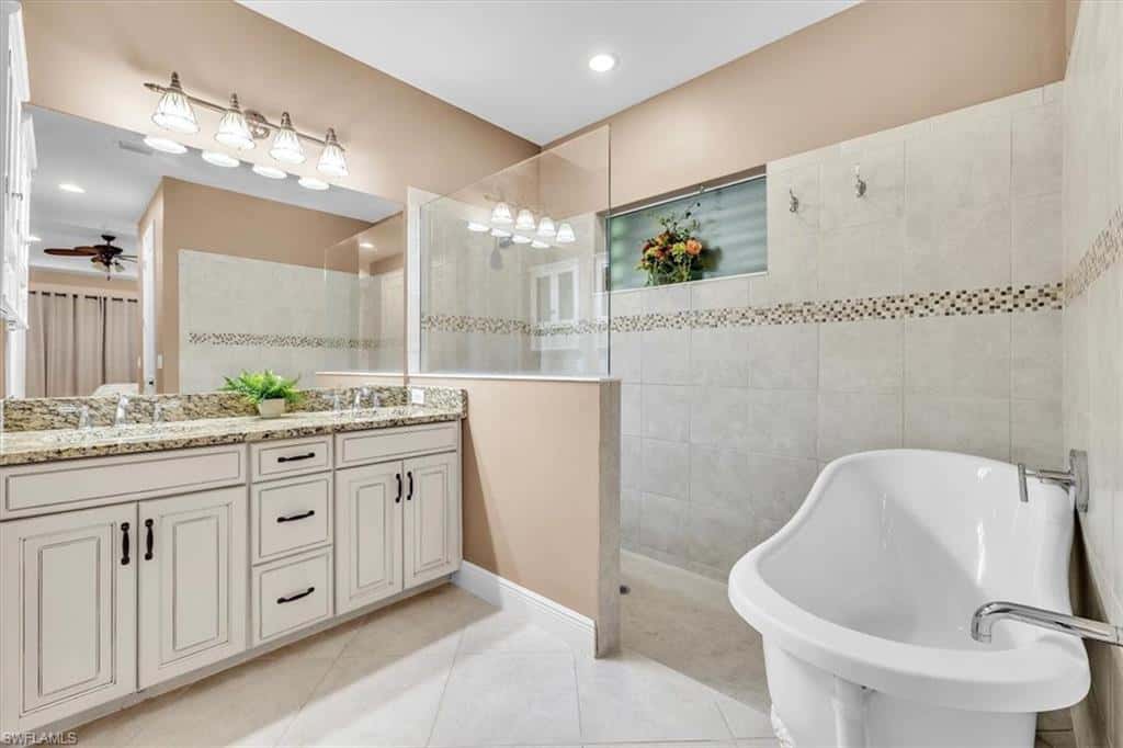 14024 Mirror Dr, Naples, photo 19