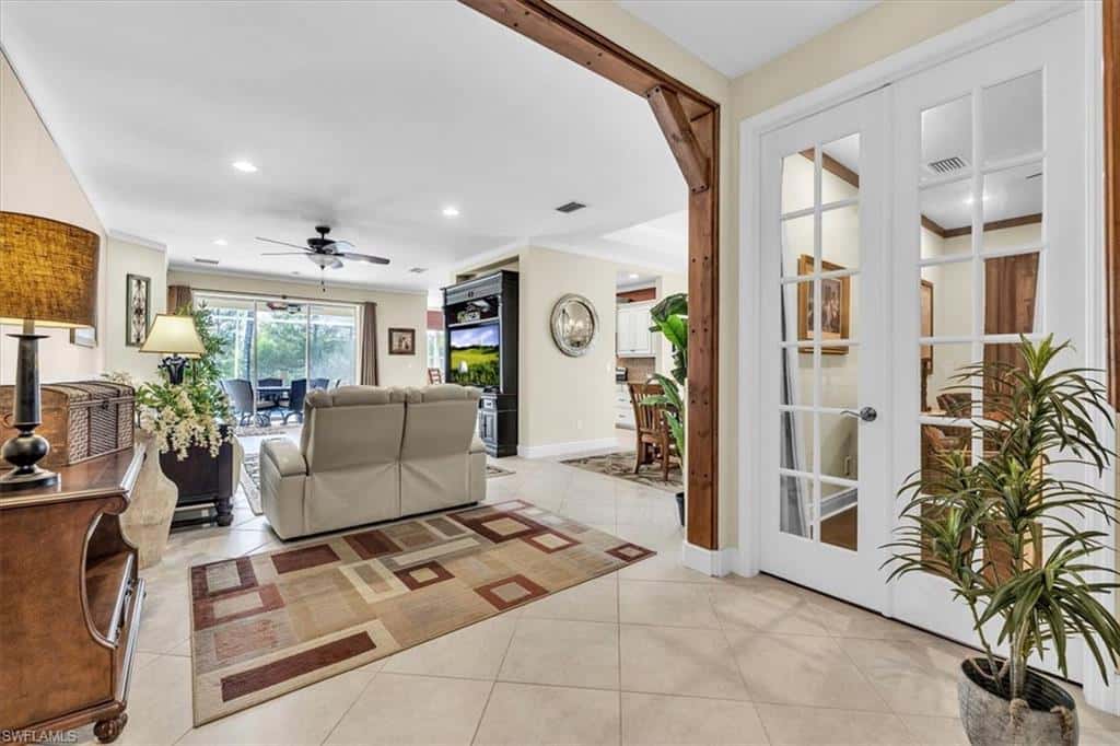 14024 Mirror Dr, Naples, photo 8