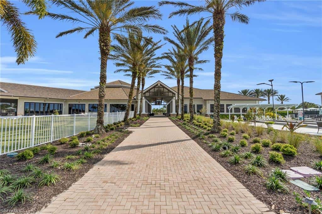 9193 Quartz Ln #16-102, Naples, photo 32