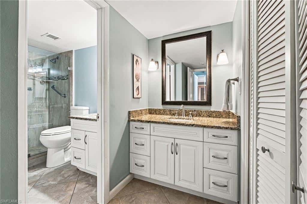 1717 Gulf Shore Blvd #103, Naples, photo 34