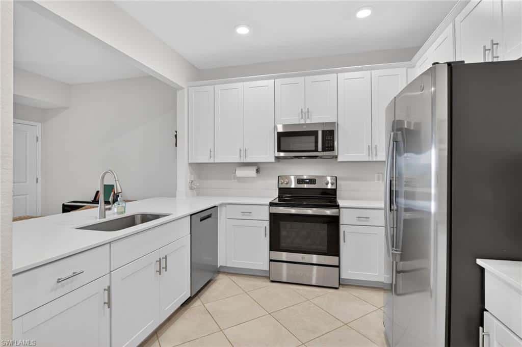 2821 Citrus St, Naples, photo 4