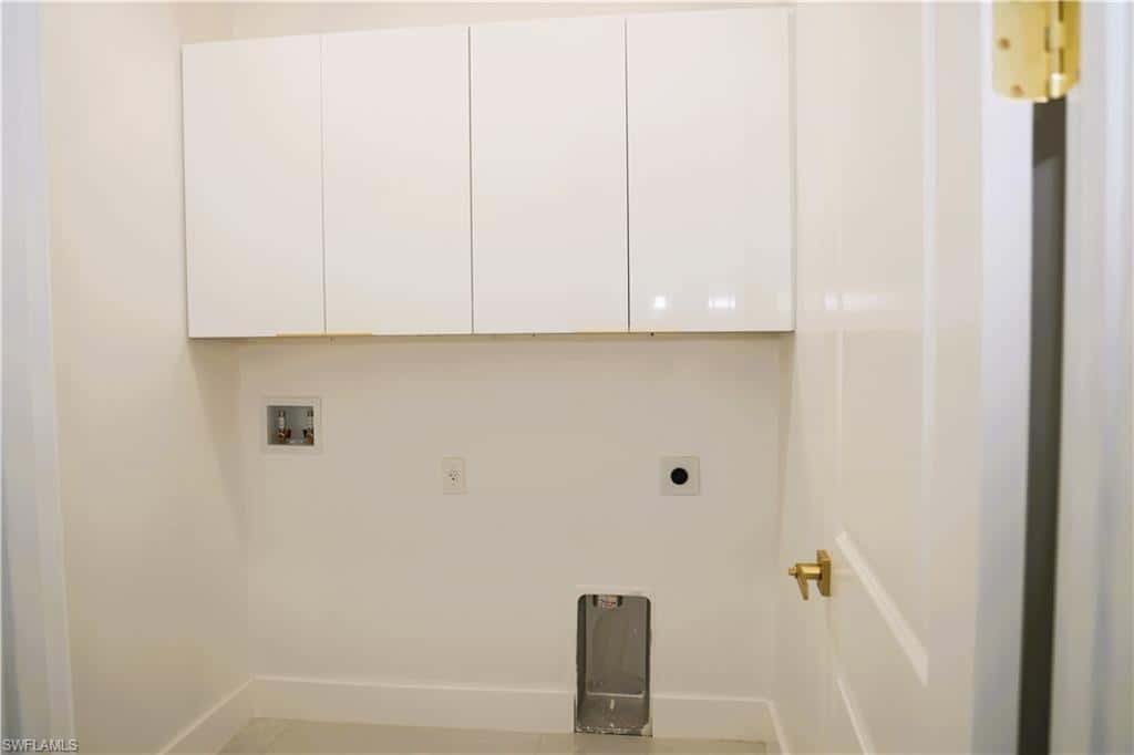 1216 Delores St, Lehigh Acres, photo 15