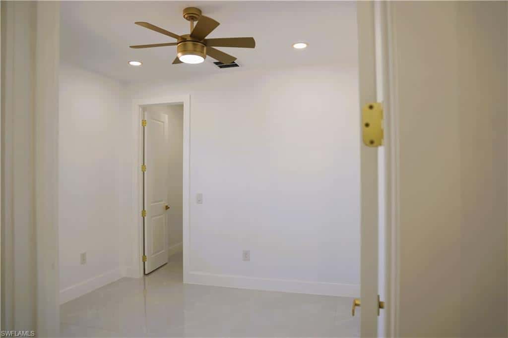 1214 Delores St, Lehigh Acres, photo 15