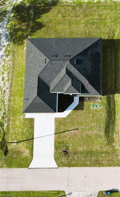 1214 Delores St, Lehigh Acres, photo 4