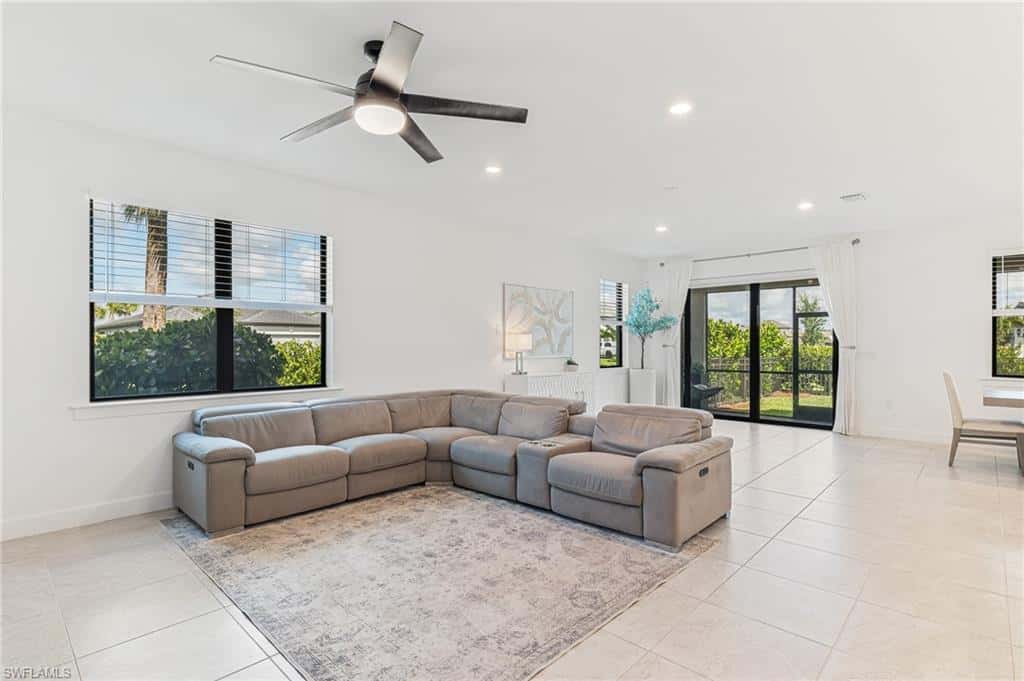 18230 Parksville Dr, Estero, photo 11