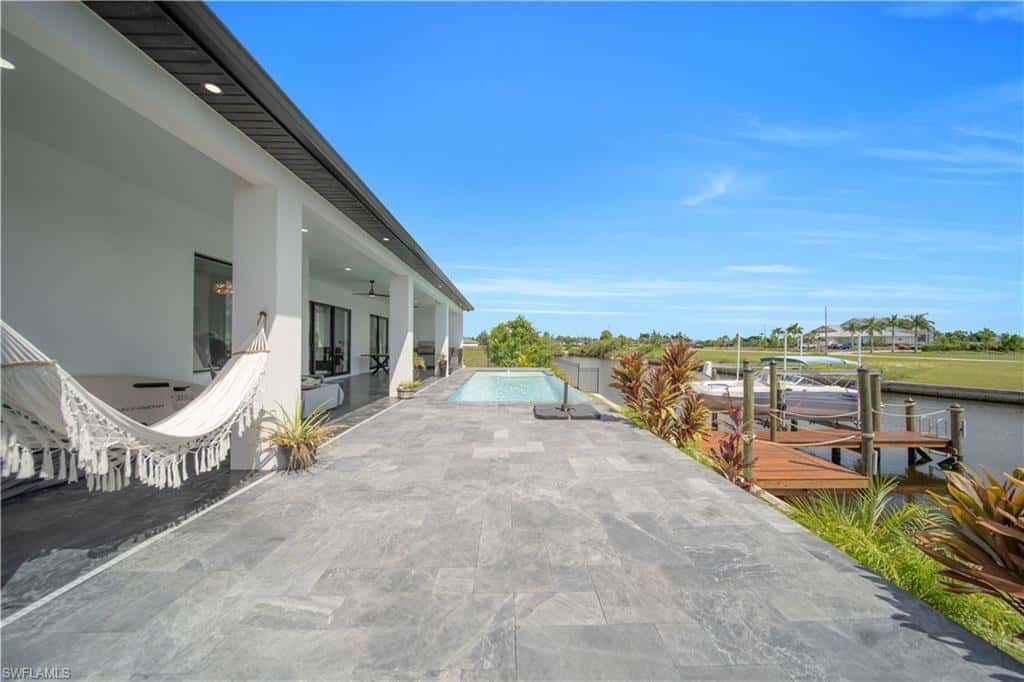 3224 Yucatan Pkwy, Cape Coral, photo 19