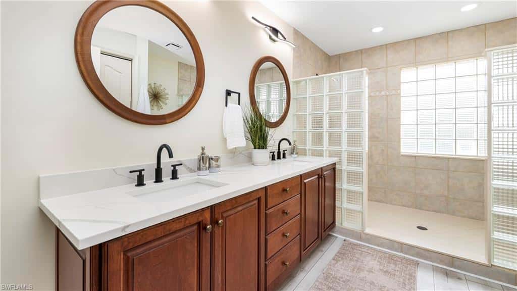 14811 Laguna Dr #202, Fort Myers, photo 18