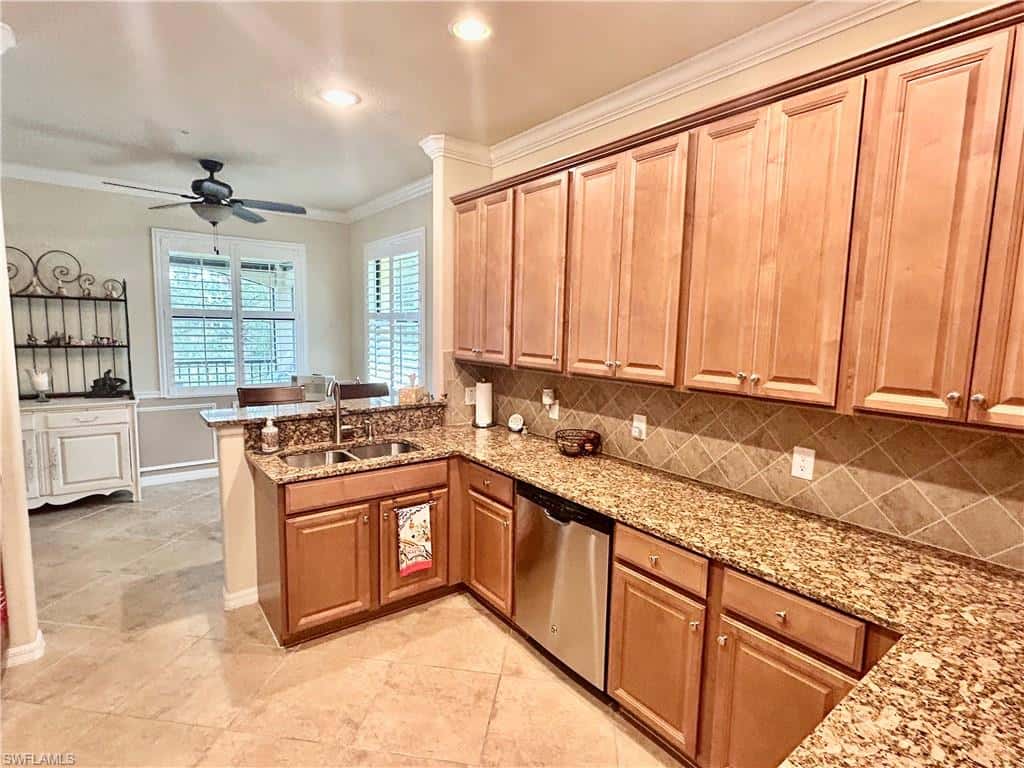 9511 Napoli Ln #202, Naples, photo 6