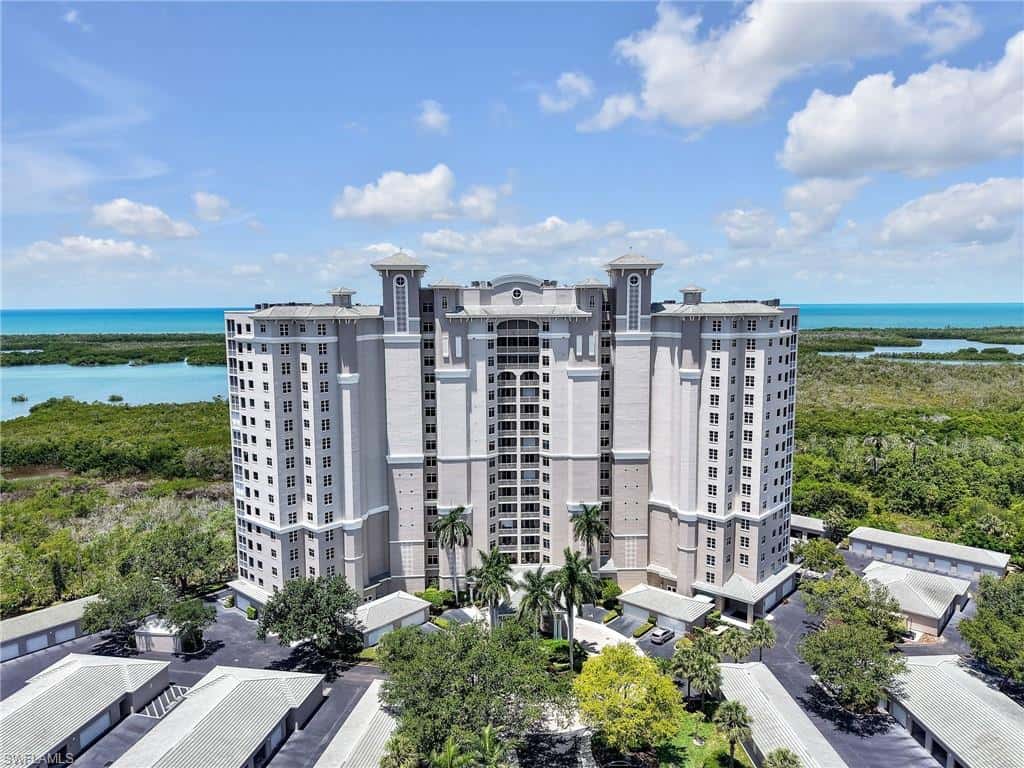 1001 Arbor Lake Dr #301, Naples, photo 32