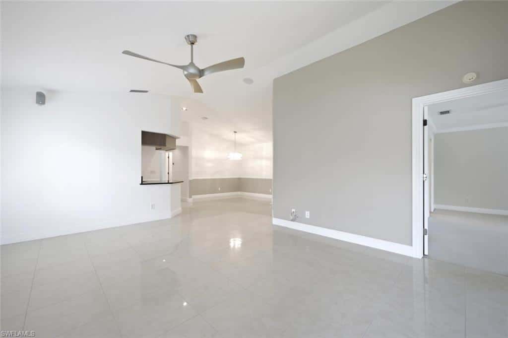 9856 Luna Cir #204, Naples, photo 6
