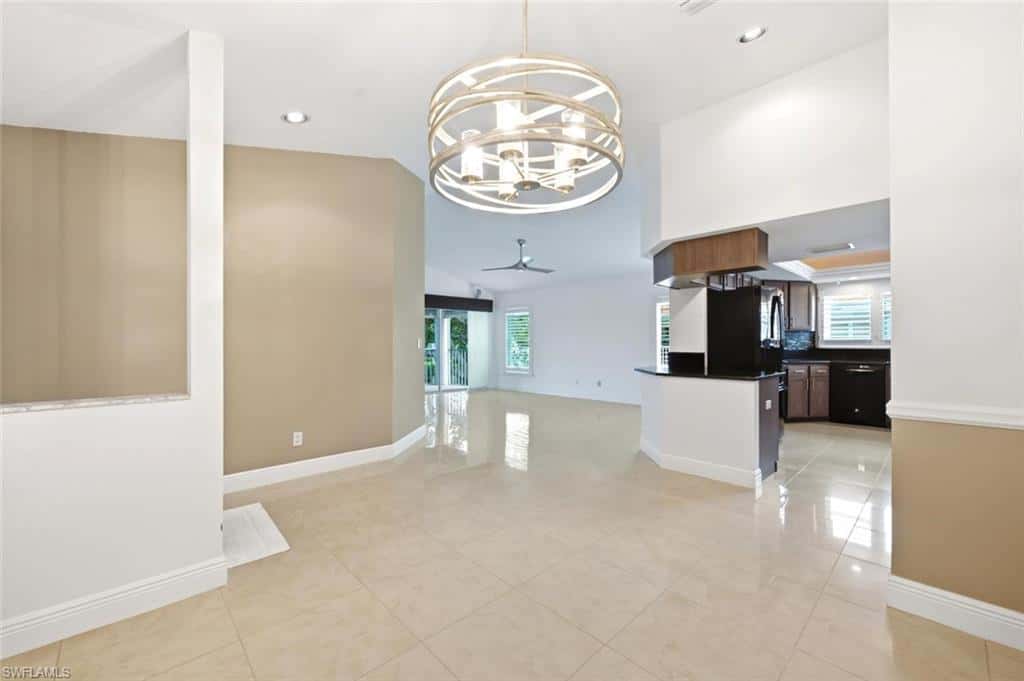 9856 Luna Cir #204, Naples, photo 12