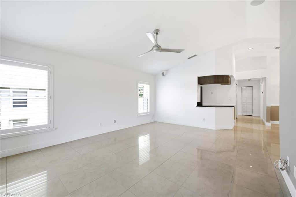 9856 Luna Cir #204, Naples, photo 7
