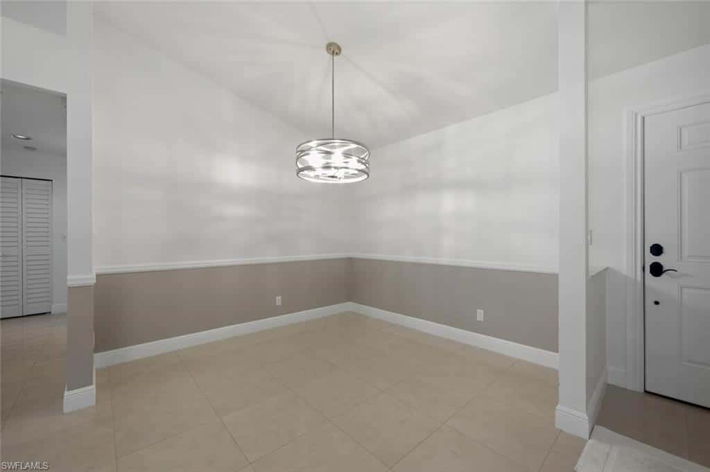 9856 Luna Cir #204, Naples, photo 9