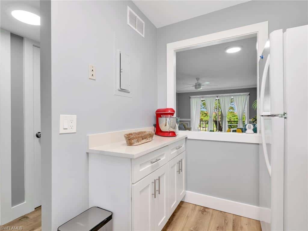 150 Turtle Lake Ct #303, Naples, photo 12