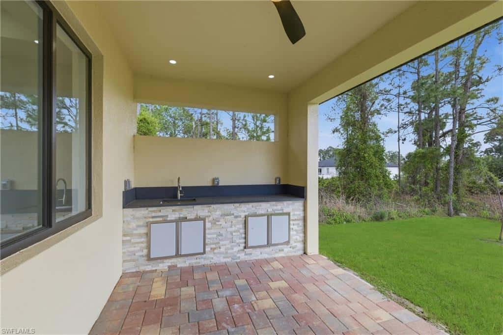 2809 7th St, Lehigh Acres, photo 9