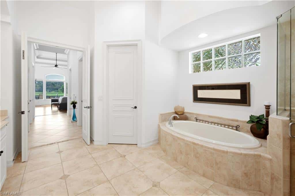9081 Terranova Dr, Naples, photo 29