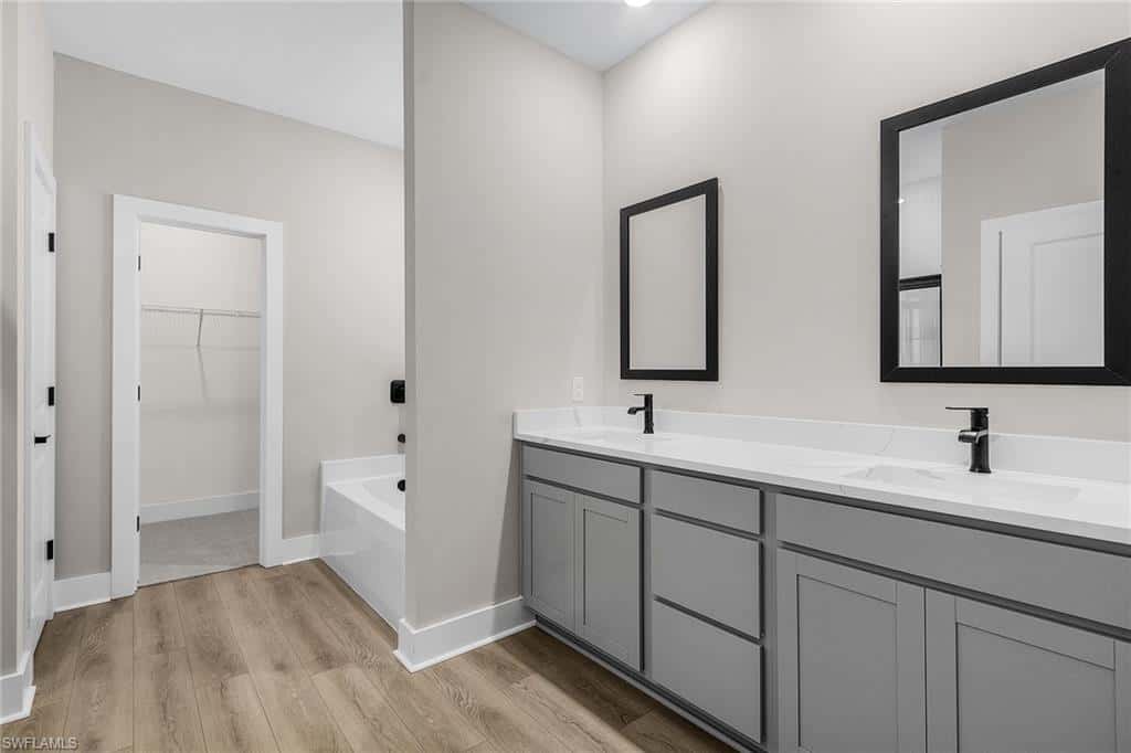 1114 19th Ln, Cape Coral, photo 14