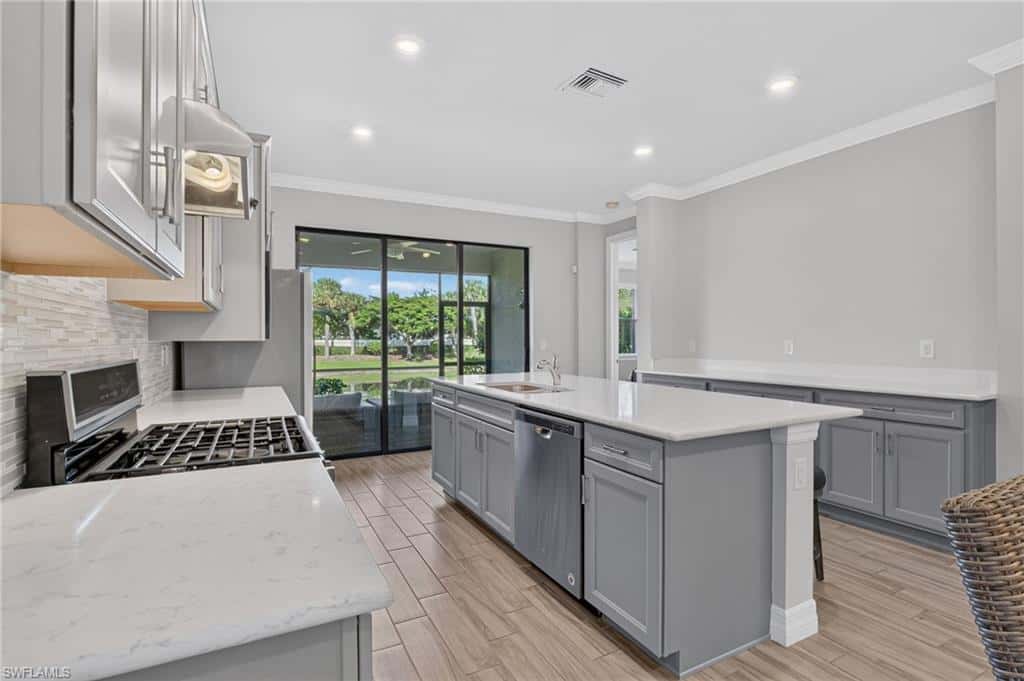 7237 Wilton Dr, Naples, photo 8